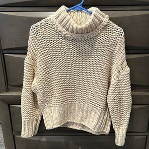 Free People sweater new without tags